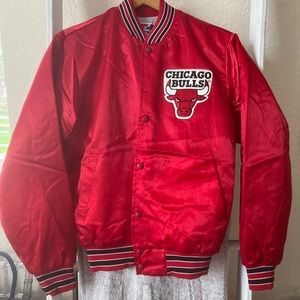 NEW Chicago Bulls jacket, never used
